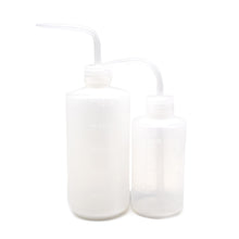 Load image into Gallery viewer, Squeeze Wash Bottles
